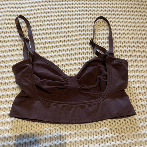 Skims sculpting bralette - Picture 8 of 8